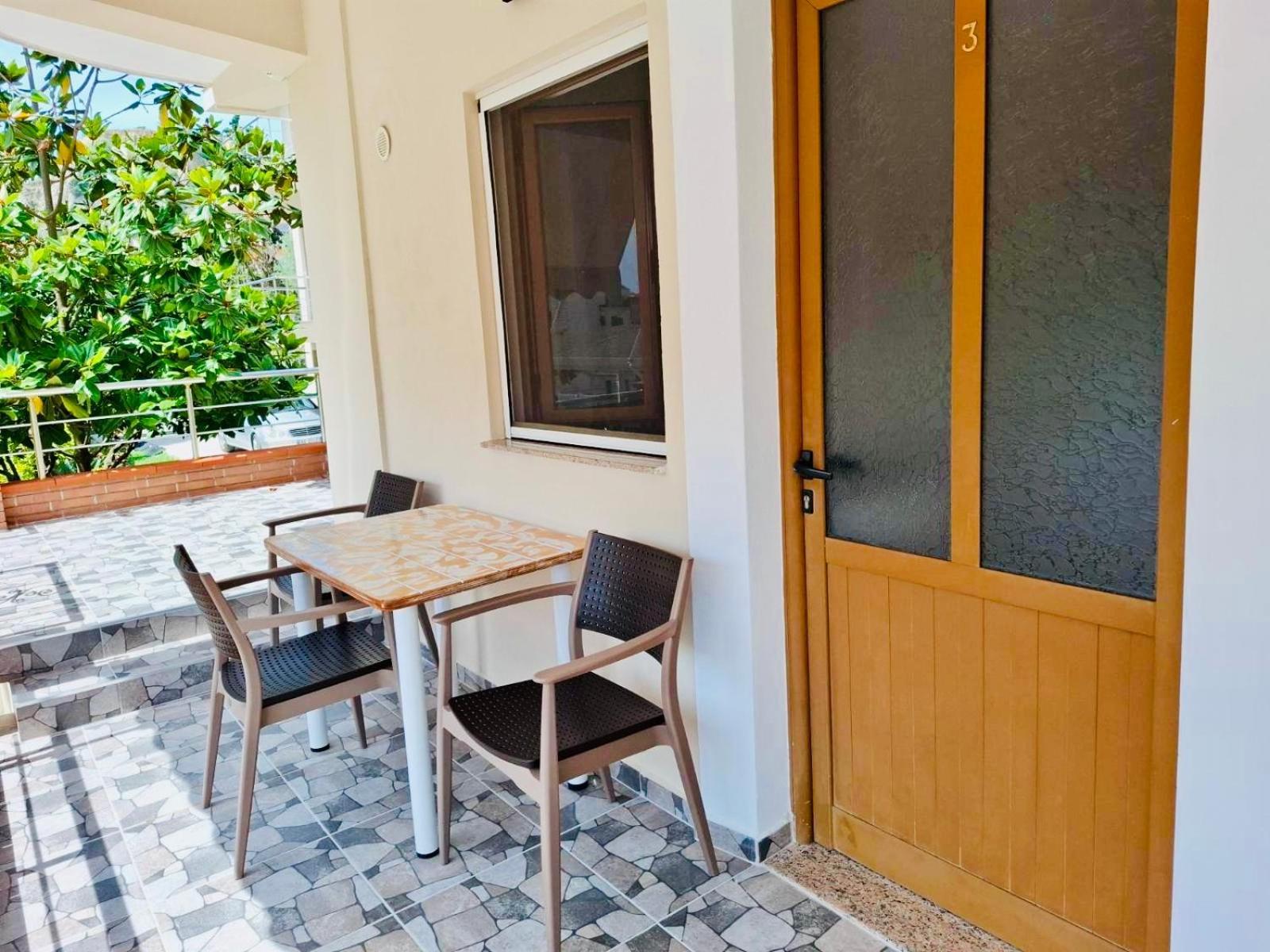 Mina Apartament Durrës