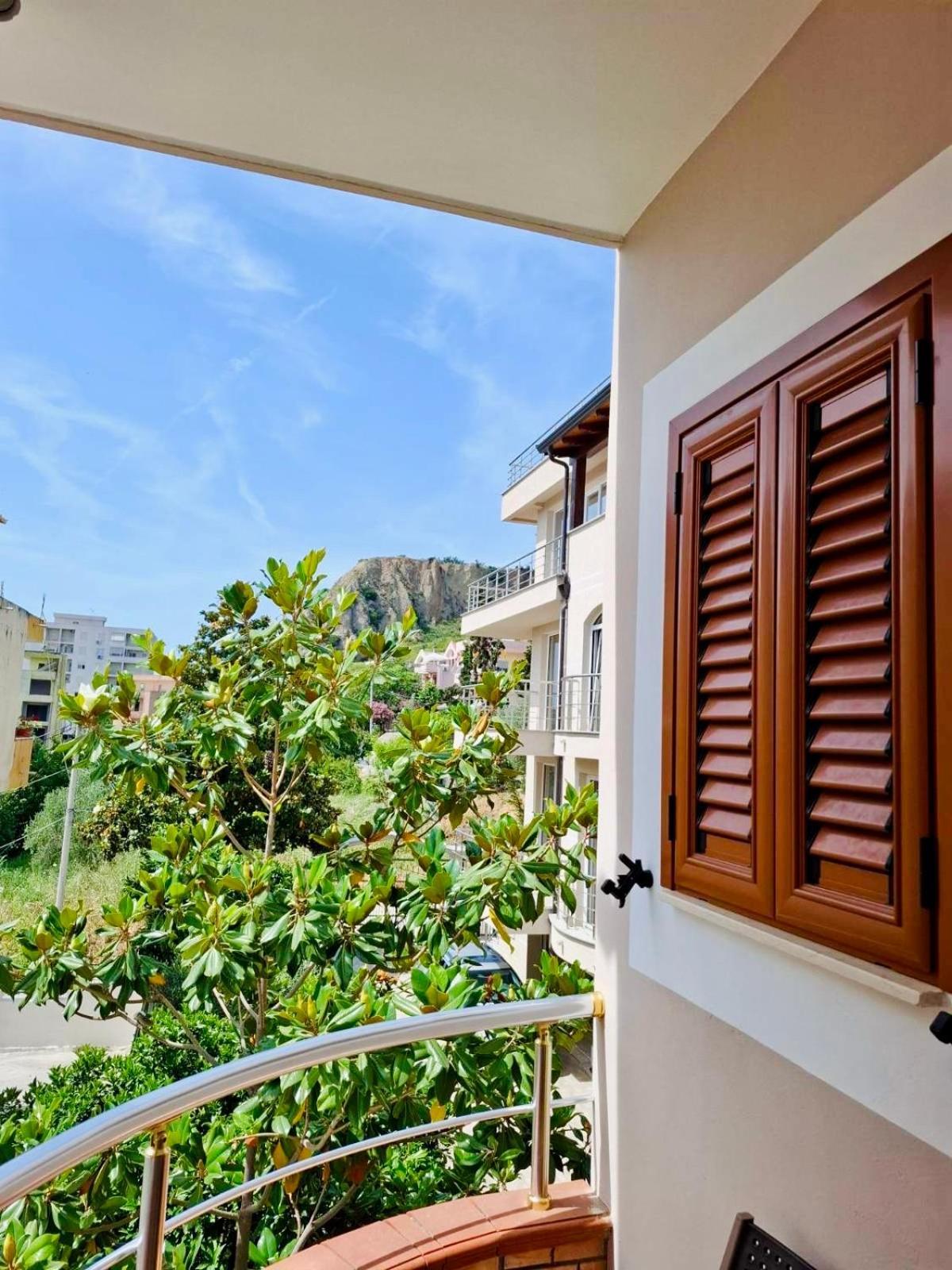 Mina Apartament